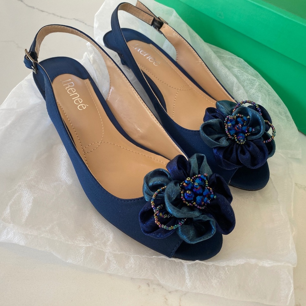Leonelle Navy Kitten Heel Satin Slingback Sandal 8.5N